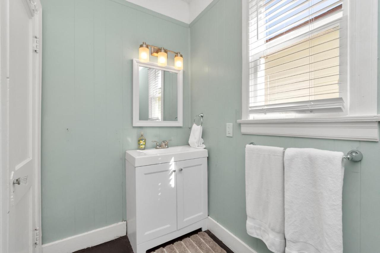 Cozy Historic Galveston House-8 Min Walk To Beach! المظهر الخارجي الصورة