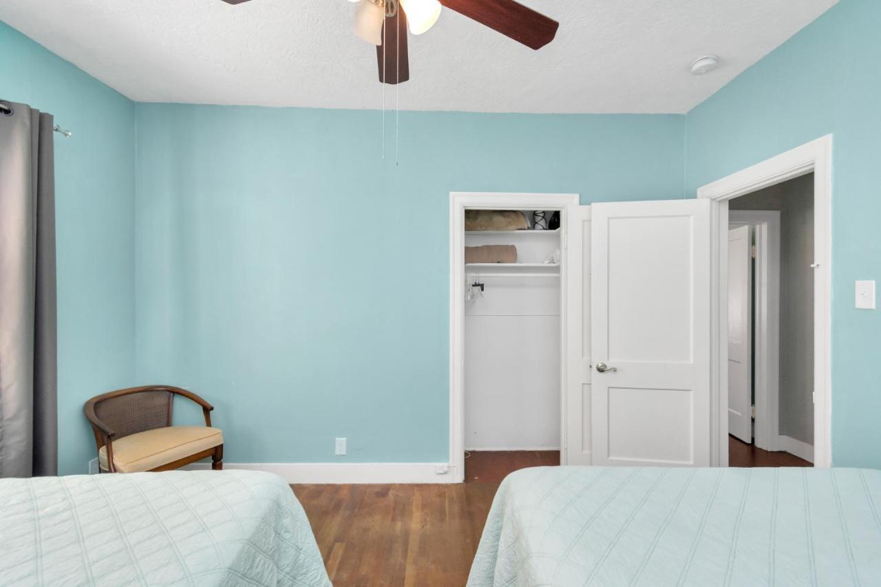 Cozy Historic Galveston House-8 Min Walk To Beach! المظهر الخارجي الصورة