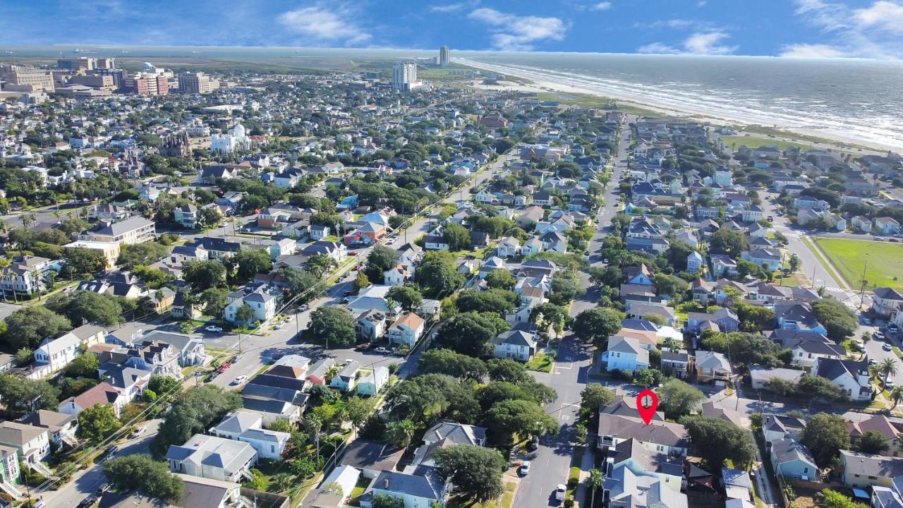 Cozy Historic Galveston House-8 Min Walk To Beach! المظهر الخارجي الصورة